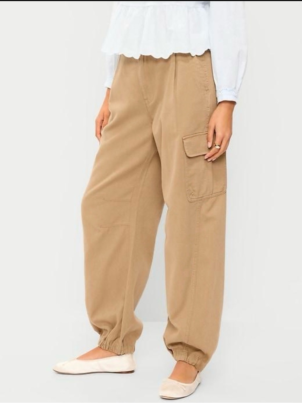 Old Navy Women's Khaki Mid-Rise Bartel Leg Full-Length Pants